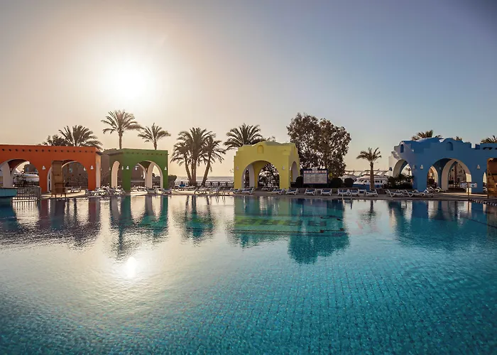 Курортный комплекс Arabia Azur 3*